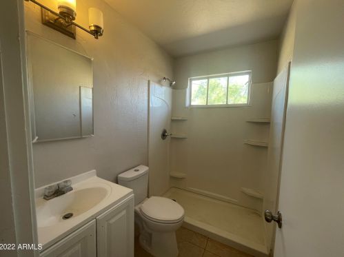 8845 29 Ave, Phoenix AZ 85009-5715 exterior