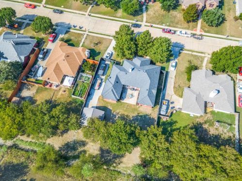 6516 Coral Ln, Garland TX 75048-3386 exterior