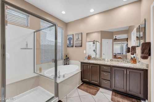 41515 Chase Oaks Way, Phoenix AZ 85086-1888 exterior