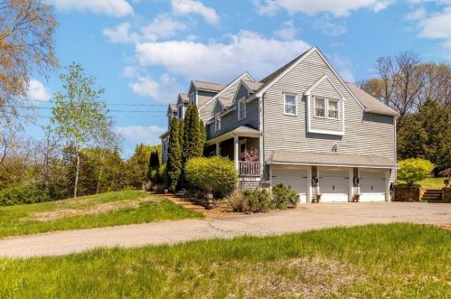 14 Old Pine Island Rd, Newbury, MA 01951-2306