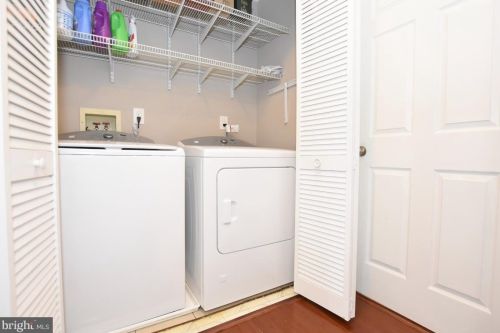 110 Redbud Ln, West Deptford NJ 08051-2292 exterior