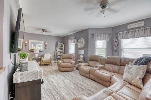 200 Oakland Ave, Methuen, MA 01844-2416