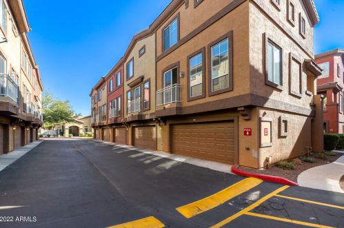 1920 Bell Rd, Phoenix AZ 85022-6278 exterior