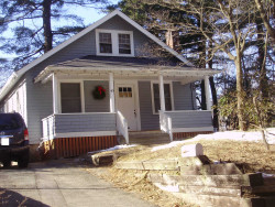 63 Pierrepont Rd, Newton, MA 02462-1126