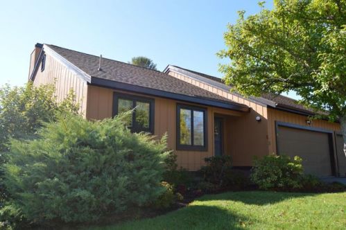 215 Stratton Rd, Williamstown, MA 01267-2980