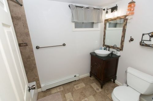 268 Jackson St, Newton MA 02459-2511 exterior