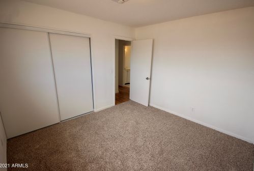 2908 Bloomfield Rd, Phoenix AZ 85029-2950 exterior