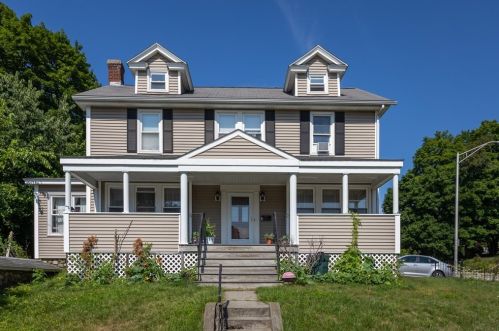 401 May St, Worcester, MA 01602-1833