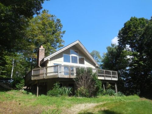 10 Nagler Cross Rd, Montgomery MA  01050-9771 exterior