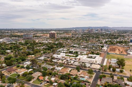 325 Colter St, Phoenix AZ 85018-1536 exterior