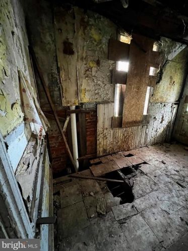 2243 Bancroft St, Philadelphia PA  19132-4421 exterior