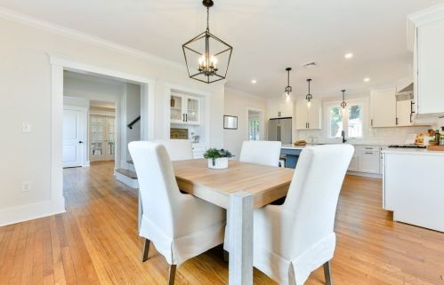 207 Whiting Ave, Dedham MA  02026-3120 exterior