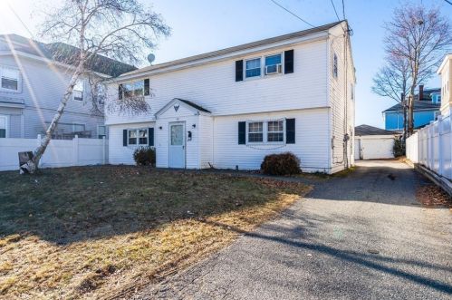 82 Nesmith St, Lawrence MA  01841-4849 exterior