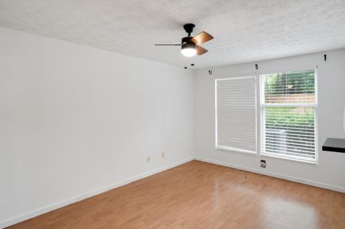 1258 Ky Lk Dr, Atlanta GA 30319-4143 exterior