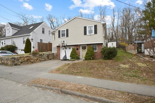 19 Hillsdale Rd, Dedham, MA 02026-5221