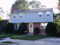 27 Maplewood Ave, Newton, MA 02459-2527