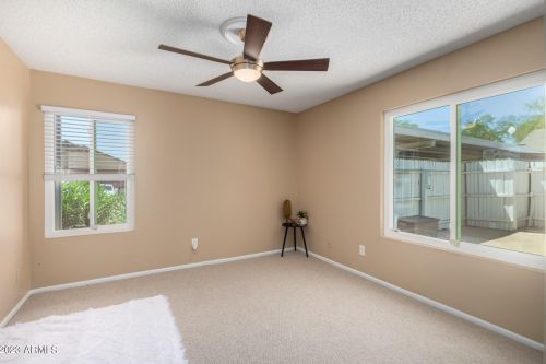 7009 42 Pl, Phoenix AZ 85050-8720 exterior