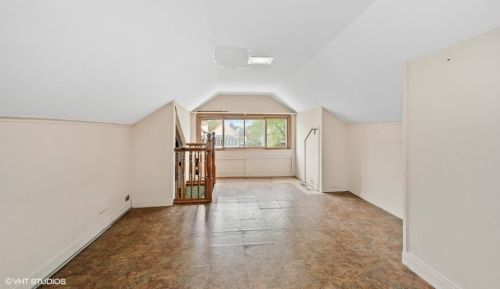 1329 Clinton Ave, Forest View IL 60402-1231 exterior