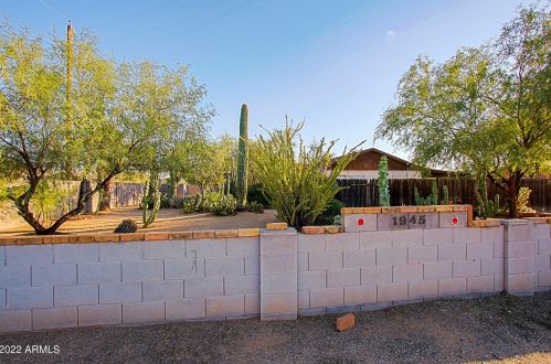 1945 Campo Bello Dr, Phoenix AZ 85032-2051 exterior