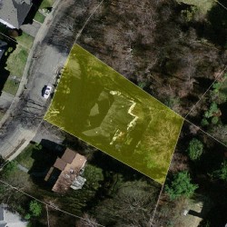 42 Drumlin Rd, Newton MA  02459-2807 aerial view