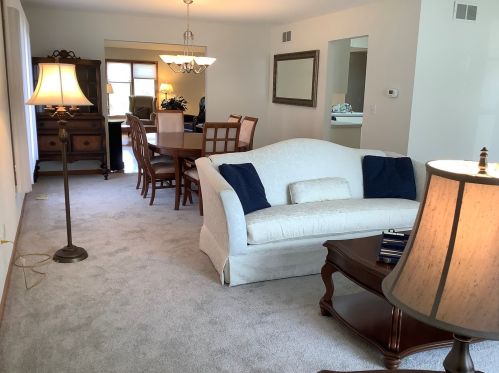 1365 Overton Dr, Lemont IL 60439-8544 exterior