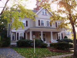 62 Marshall St, Newton, MA 02459-1658