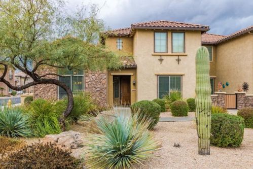 3914 Cat Balue Dr, Phoenix AZ  85050-4997 exterior