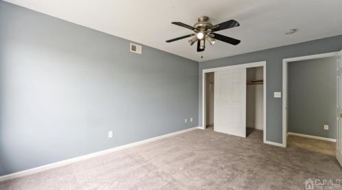 30 Whittier St, Carteret NJ  07008-2855 exterior