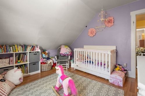 32 Warner St, Gloucester MA 01930-2841 exterior