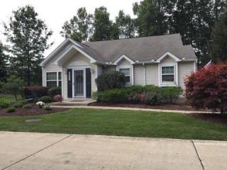 8955 Ashwood Ct, Cleveland OH  44138-3744 exterior