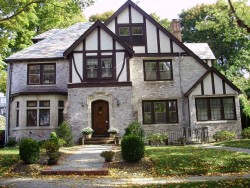 14 Prentice Rd, Newton, MA 02459-1343