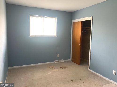 197 Lincoln Ave, West Deptford NJ 08066-1136 exterior