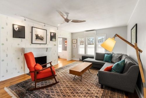 12 Cleaves St, Quincy, MA 02170-3104