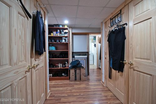 1062 Lakehurst Ave, Jackson Twp NJ 08527-5250 exterior