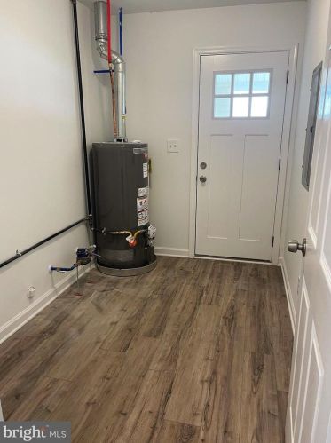 124 Hannold Blvd, West Deptford NJ  08096-1815 exterior