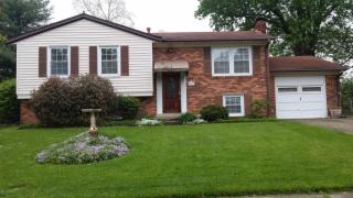 12211 Brookgreen Dr, Louisville, KY 40243-2105