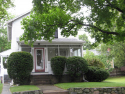 117 Cleveland St, Newton, MA 02465-1562