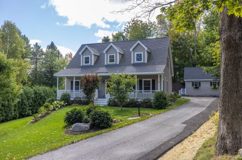 45 Curtis Ave, Camden, ME 04843-2008