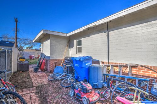 4152 4th Ave, Phoenix AZ  85013-3033 exterior