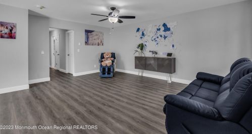 2537 Lexington Ct, Jackson Twp NJ 08527-5033 exterior