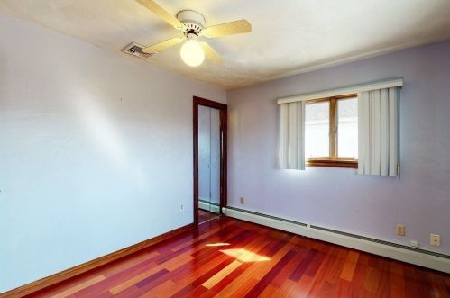 92 Chapel St, Newton MA 02458-1308 exterior