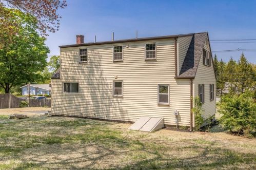 154 Linebrook Rd, Ipswich MA 01938-2906 exterior