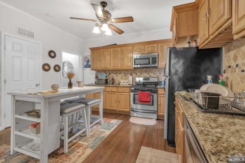 116 Washington Ave, Belleville NJ  07109-2926 exterior