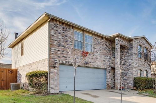 1517 Danbury Dr, Garland, TX 75040-8173