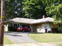 36 Maynard St, Newton, MA 02465-1358