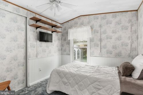 155 Whippoorwill Way, West Deptford NJ 08051-1383 exterior