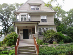 178 Nehoiden Rd, Newton, MA 02468-1344