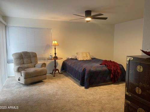 16017 34th Ave, Phoenix AZ 85051-1206 exterior