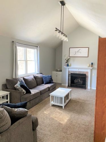 95 Auburn St, East Bridgewater MA 02324-3405 exterior