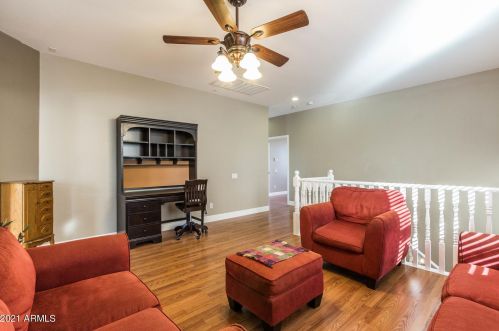 25303 51 Dr, Phoenix AZ 85031-3902 exterior